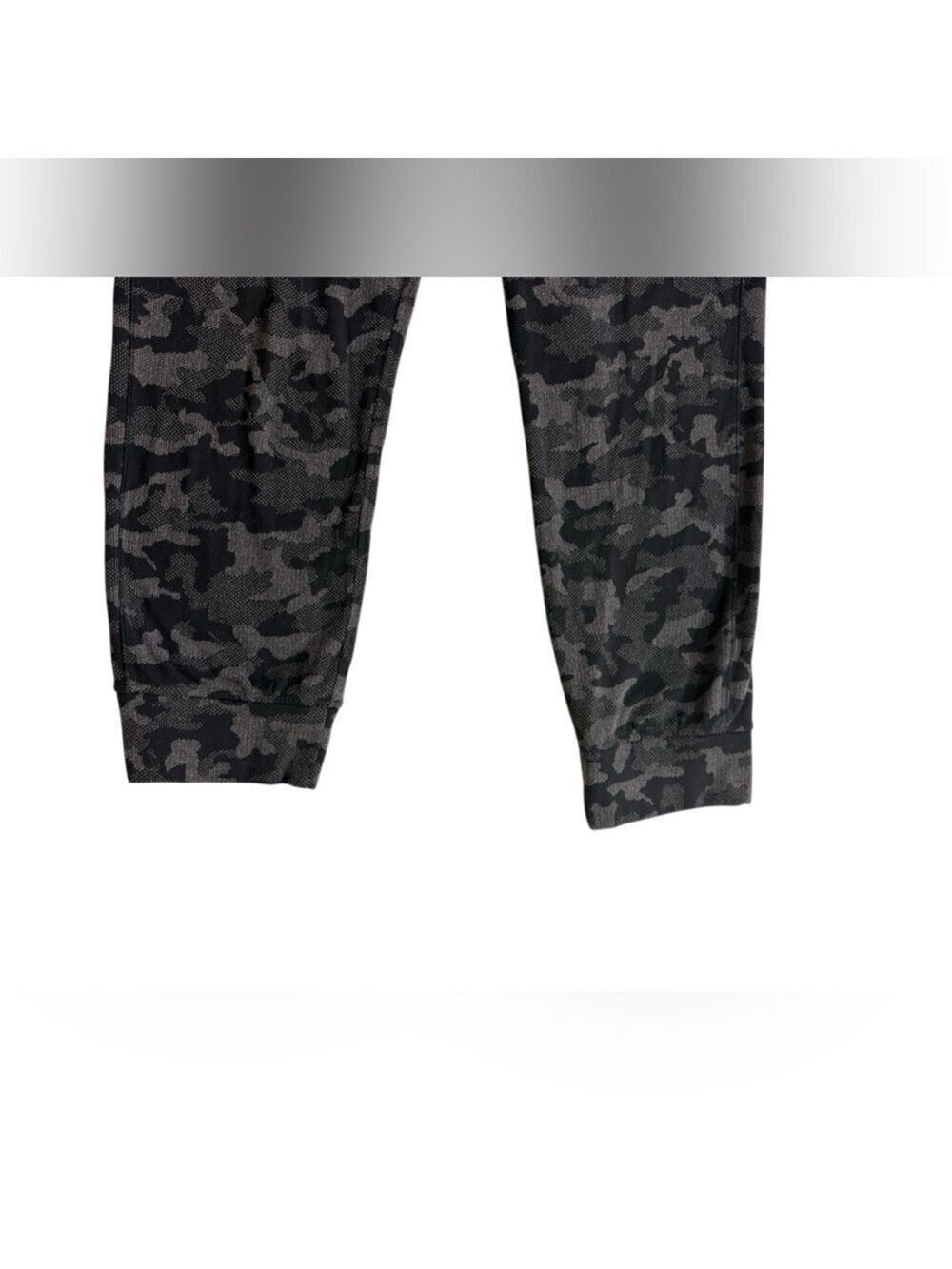 Lululemon Athletica Camo Jacquard Black Lunar Rock Camo Joggers W6BJGS Sz8 - Picture 5 of 12
